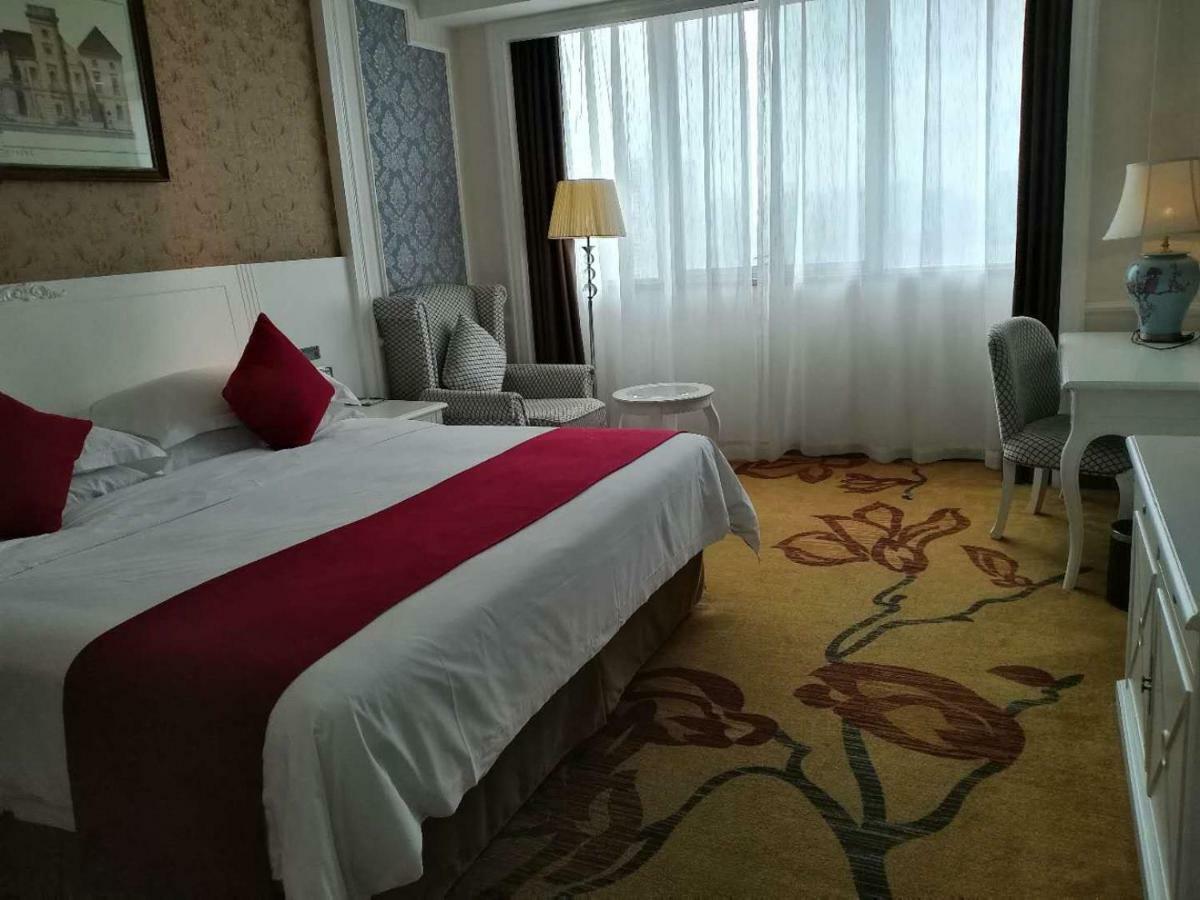 Ramada Encore Wyndham Nanning City Center Qingxiu Екстер'єр фото